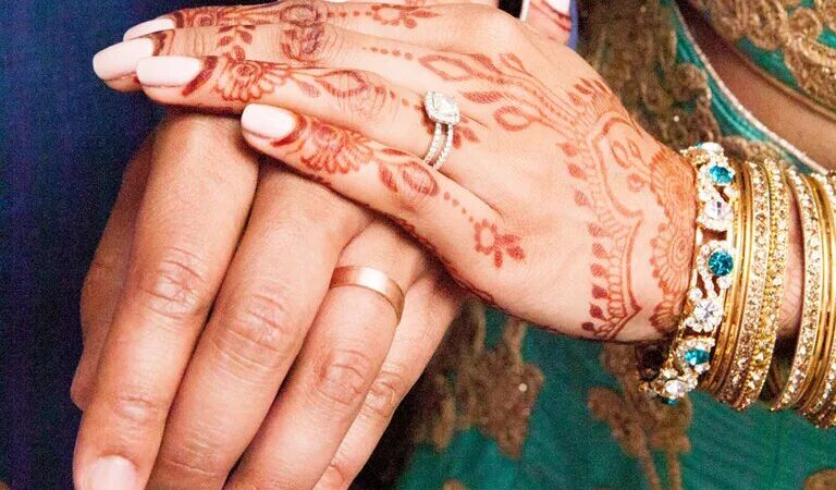 كيف تجعلين زوجك خاتم في أصبعك بخطوات بسيطة